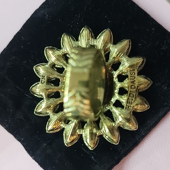 Sunflower ring Heidi Daus - Picture 2 of 3